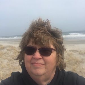 Meet your Posher, Deb